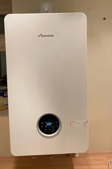 White Worcester combi boiler